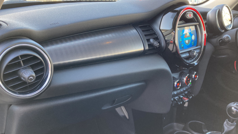 MINI Hatchback 2.0 Cooper S Exclusive II 5dr [Comfort/Nav Pack] Petrol Hatchback